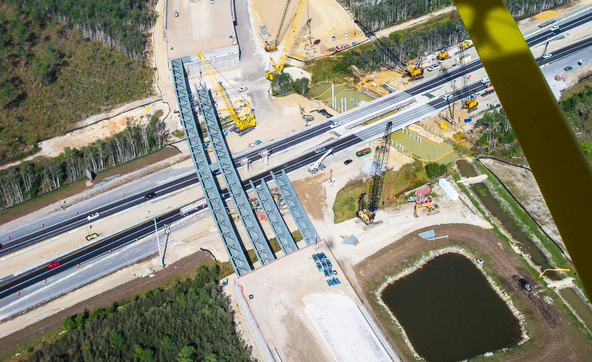 Estero_Parkway_02.jpg